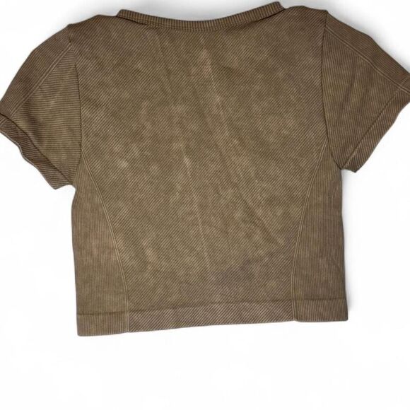 Women's Gypsy & Jade Small Cropped Ribbed Short Sleeve Top - Picture 4 of 7